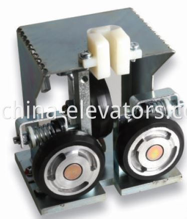 Zapato de guía de rodillos para contrapeso solo 80 mm Roller Guide Shoe for Counterweight ONLY 80mm